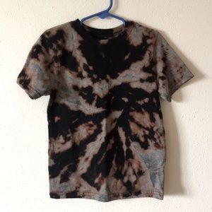 TODDLER 5t bleach dye tshirt